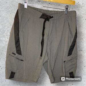 ZOIC Shorts Mens Medium Tan Black Outdoors Cycling Mountain Biking Adult